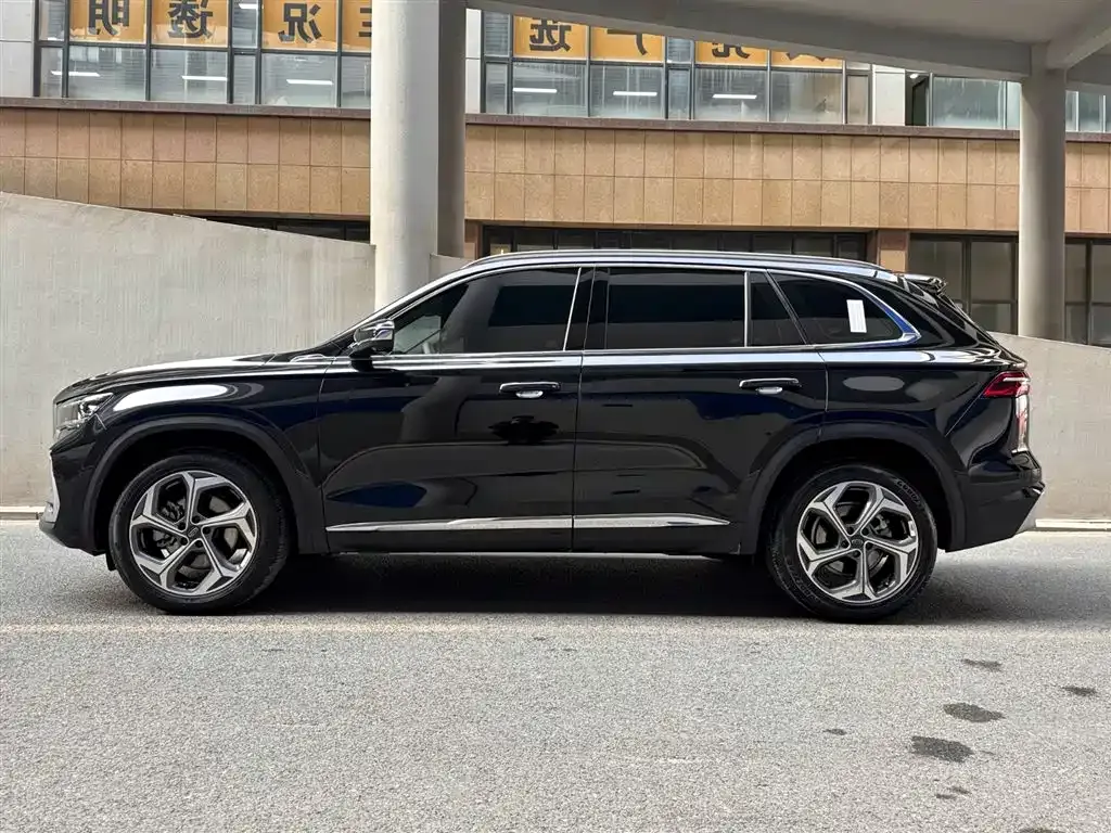 Geely Xingyue L — фото 9