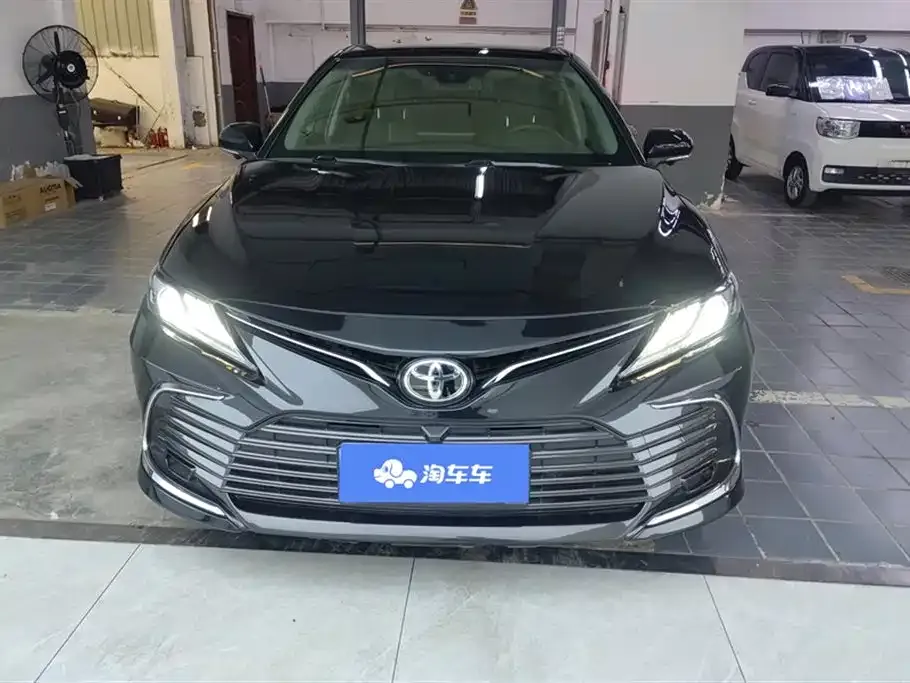 Toyota Camry 2022 из CN, фото 4