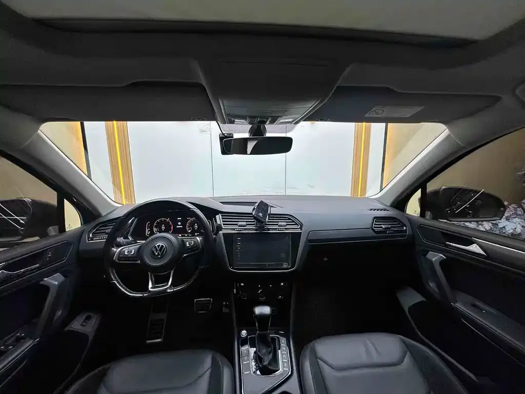 Volkswagen Tiguan L 2021 из CN, фото 9
