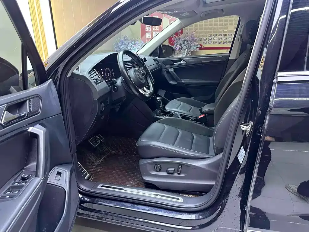 Volkswagen Tiguan L 2021 из CN, фото 6