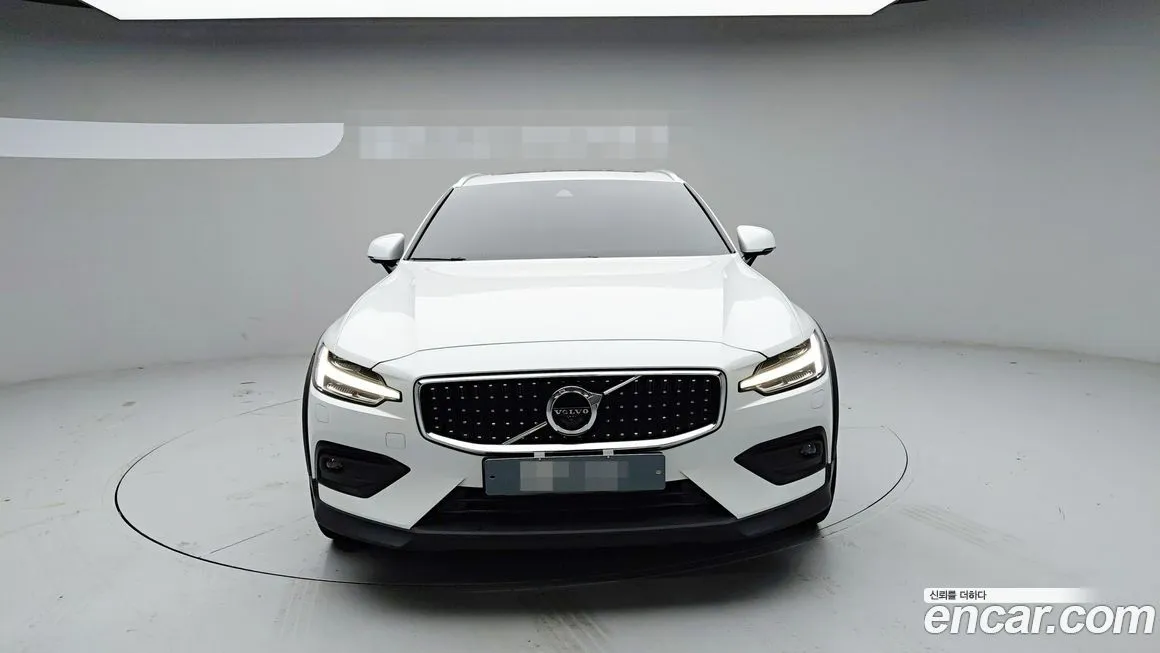 Volvo V60 2021 из KR, фото 3