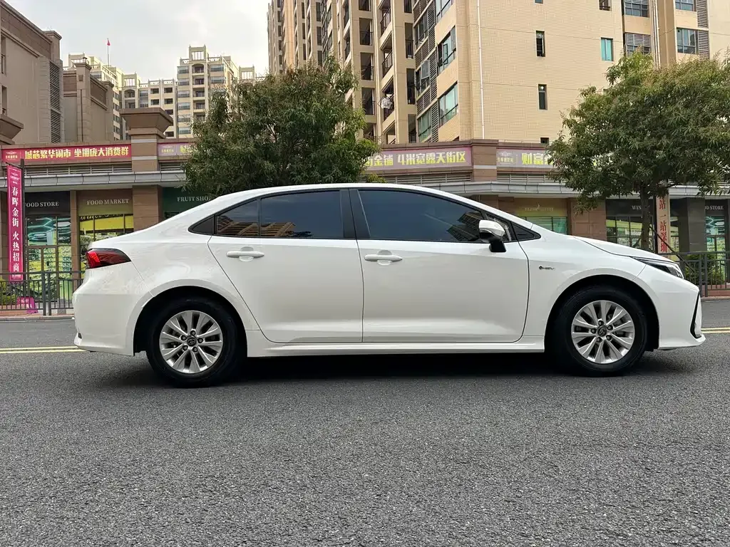 Toyota Corolla 2024 из CN, фото 10