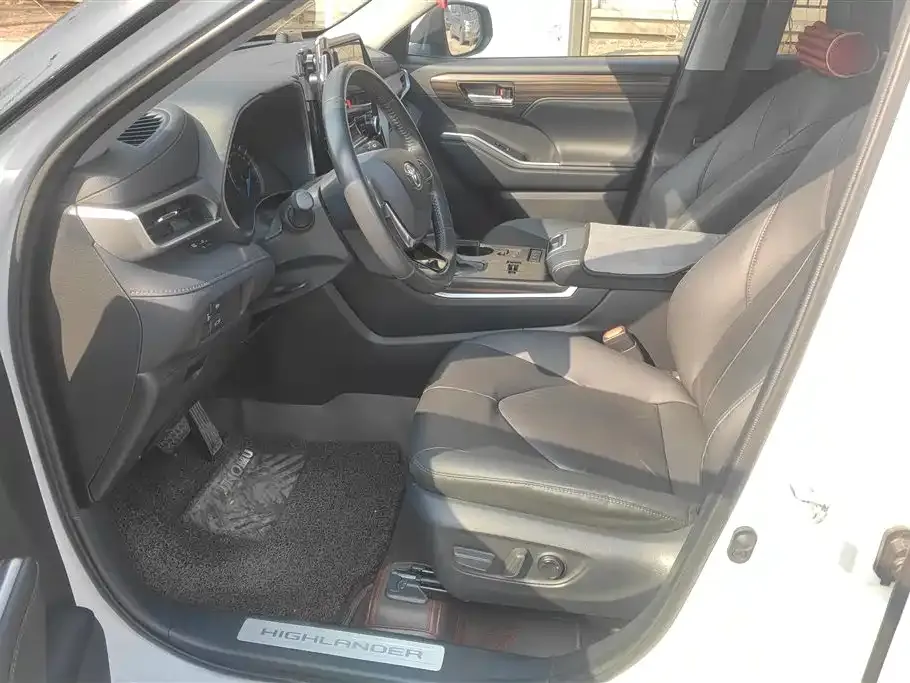 Toyota Highlander 2024 из CN, фото 8