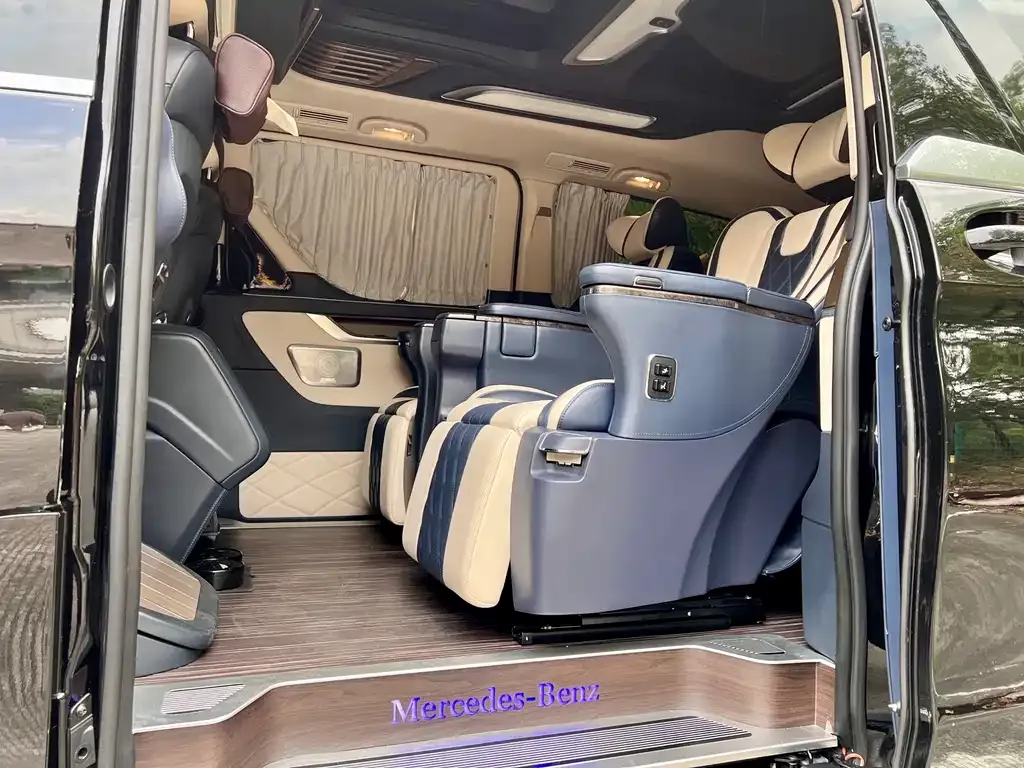 Mercedes-Benz V-Class 2021 из CN, фото 10