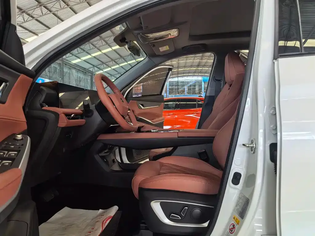 Changan CS75PLUS 2024 из CN, фото 8