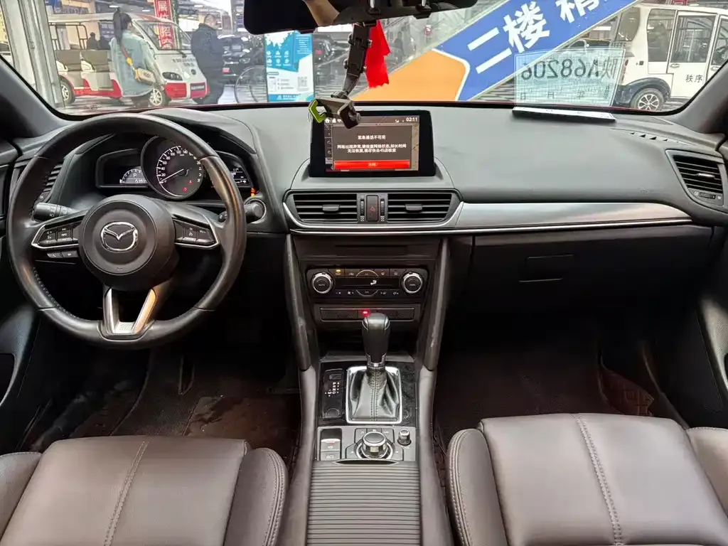 Mazda CX-4 — фото 5
