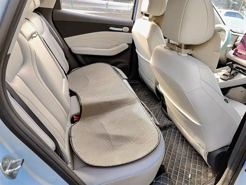 Baojun Yunhai 2025 из CN, фото 10