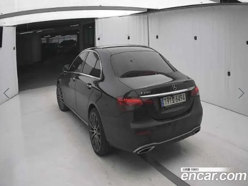 Mercedes-Benz E-Class 2023 из KR, фото 8