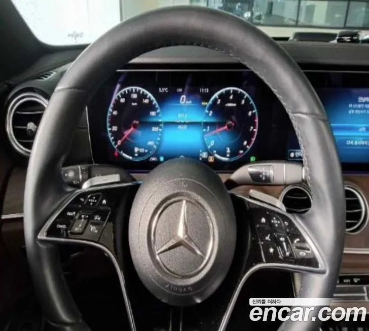Mercedes-Benz E-Class 2023 из KR, фото 6