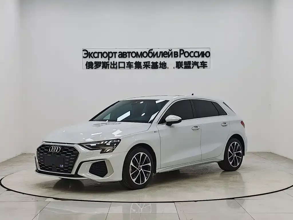 Audi A3 2022 из CN, фото 1