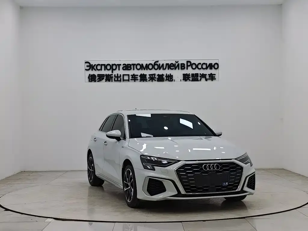 Audi A3 2022 из CN, фото 2