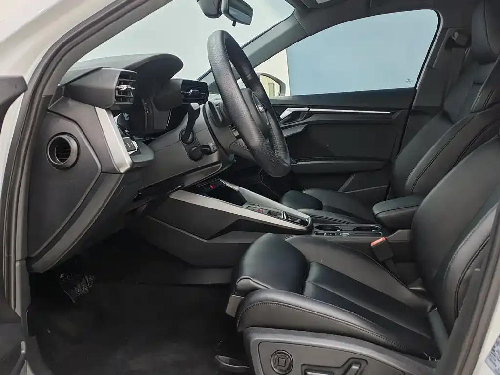 Audi A3 2022 из CN, фото 10