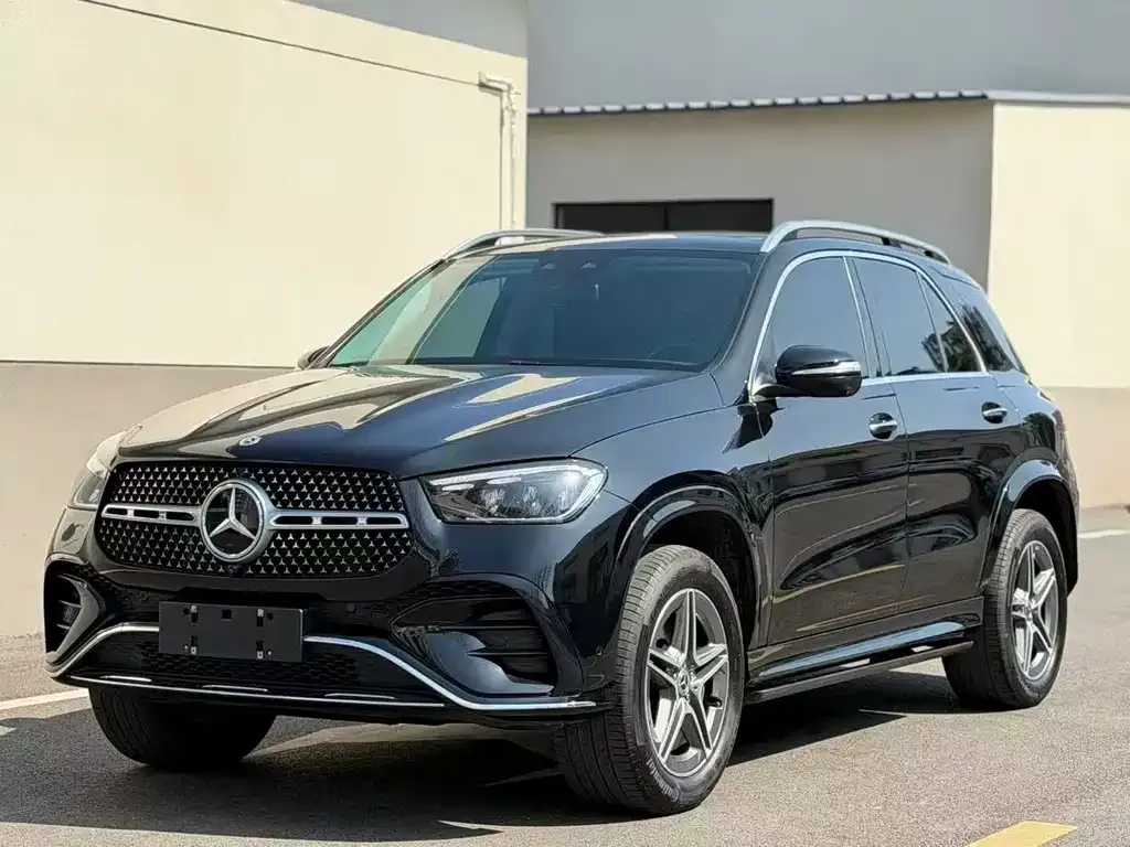 Mercedes-Benz GLE — фото 1