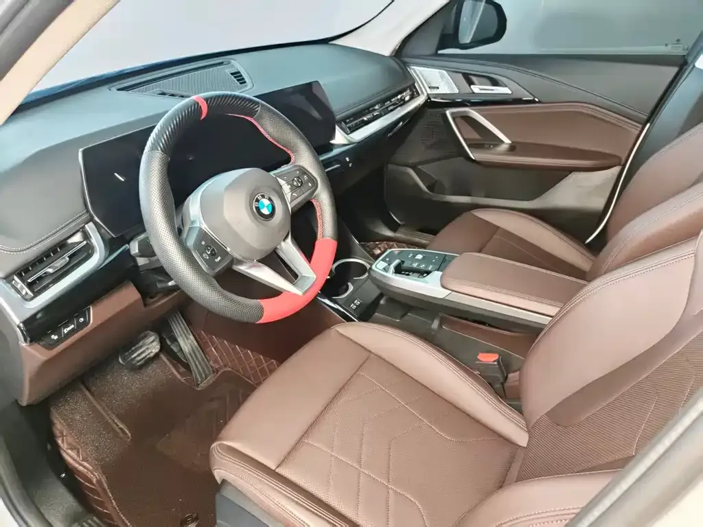 BMW X1 2024 из CN, фото 8