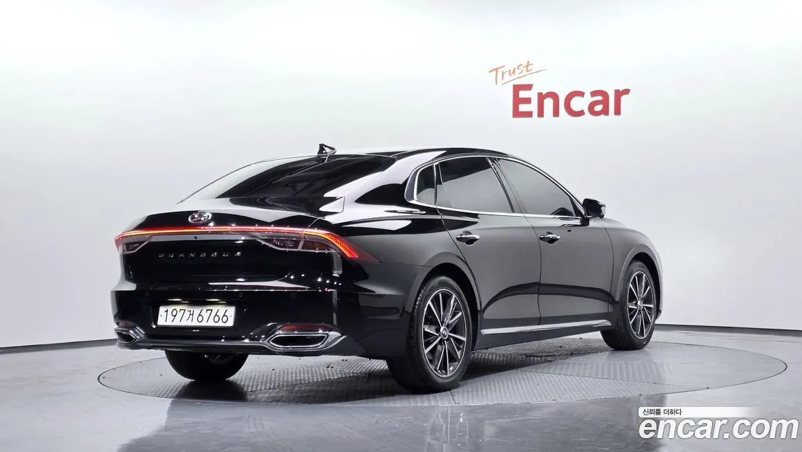 Hyundai Grandeur 2022 из KR, фото 5