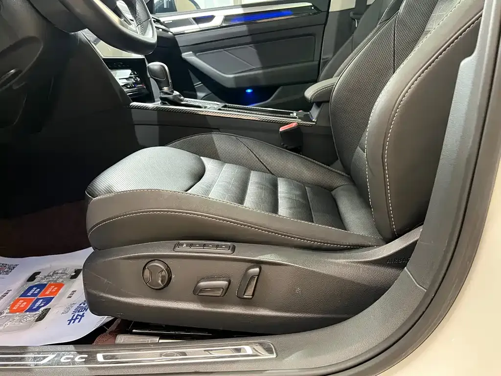 Volkswagen CC 2022 из CN, фото 3