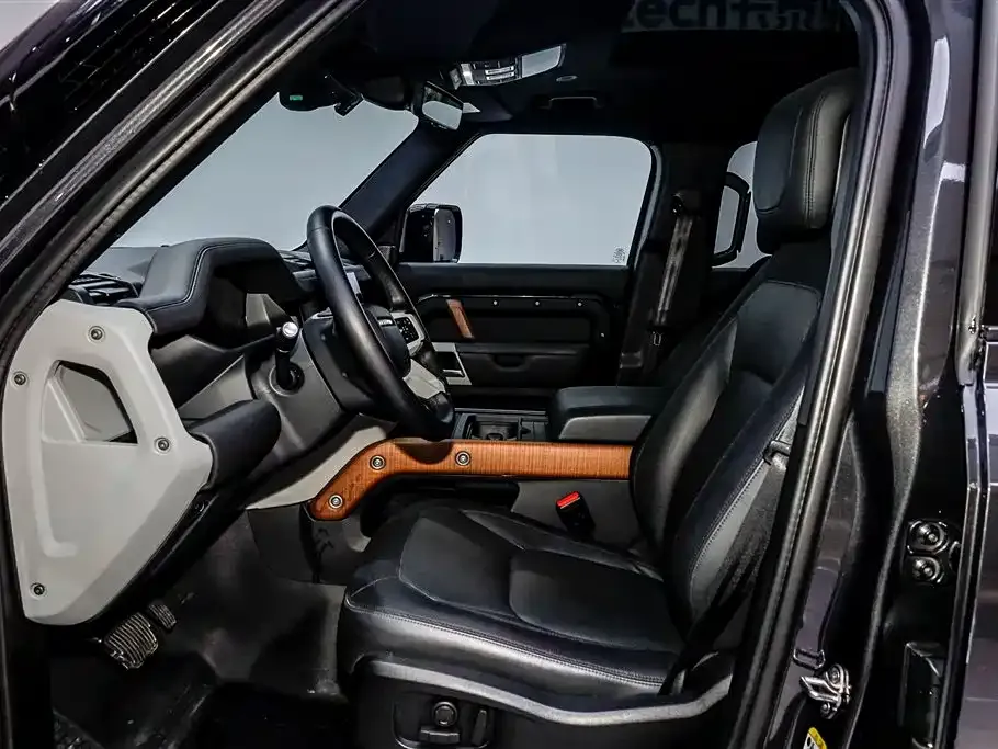 Land Rover Defender 2022 из CN, фото 8