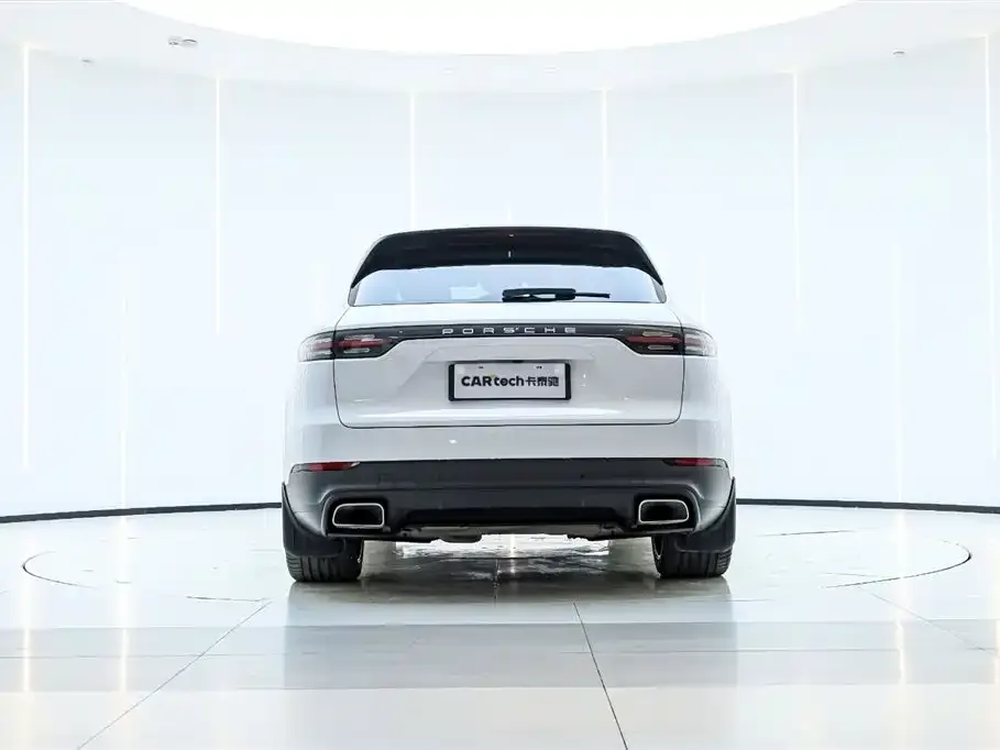 Porsche Cayenne Hybrid — фото 6