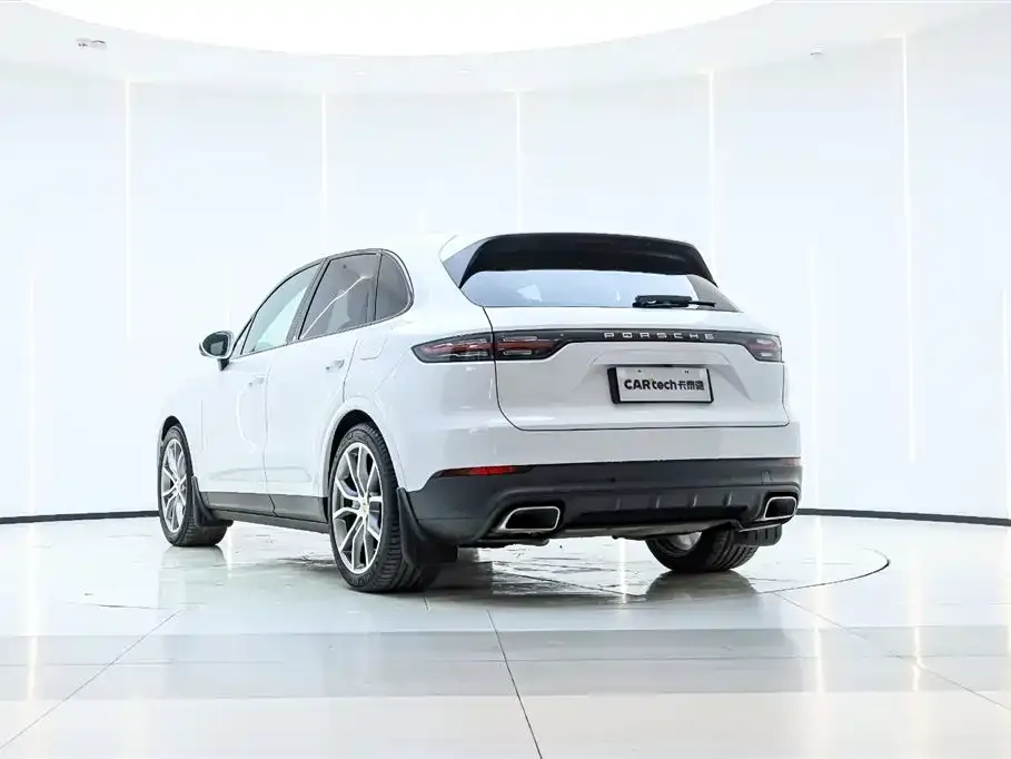 Porsche Cayenne Hybrid — фото 2