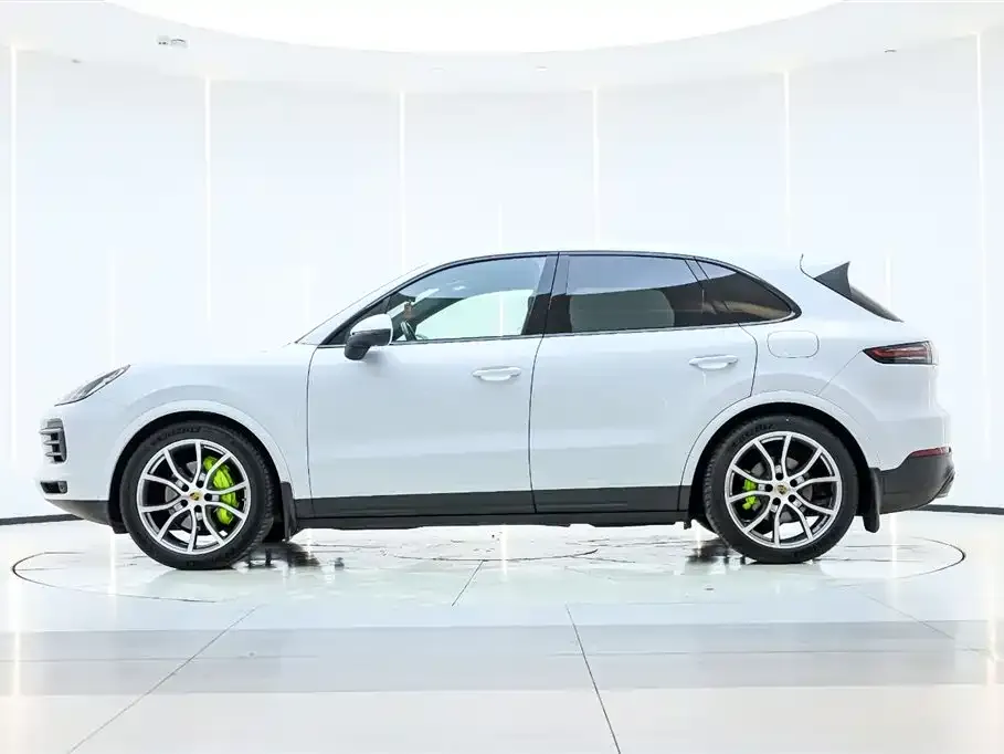 Porsche Cayenne Hybrid — фото 8