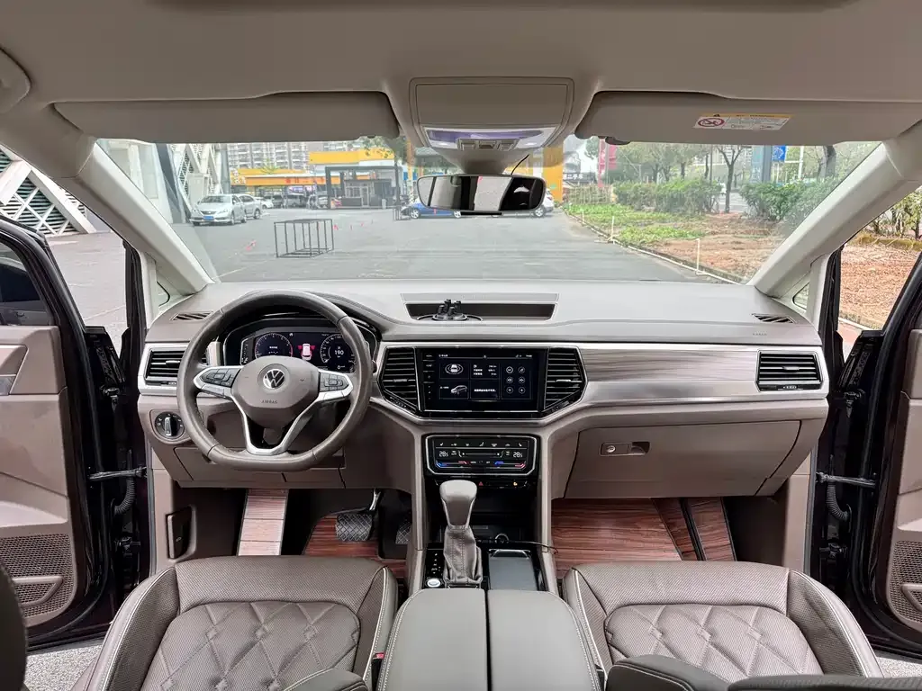 Volkswagen Viloran 2021 из CN, фото 7