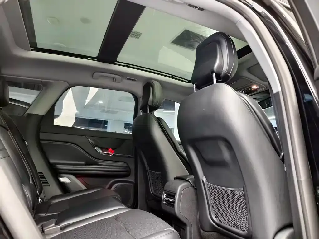 Lincoln Corsair 2023 из CN, фото 3