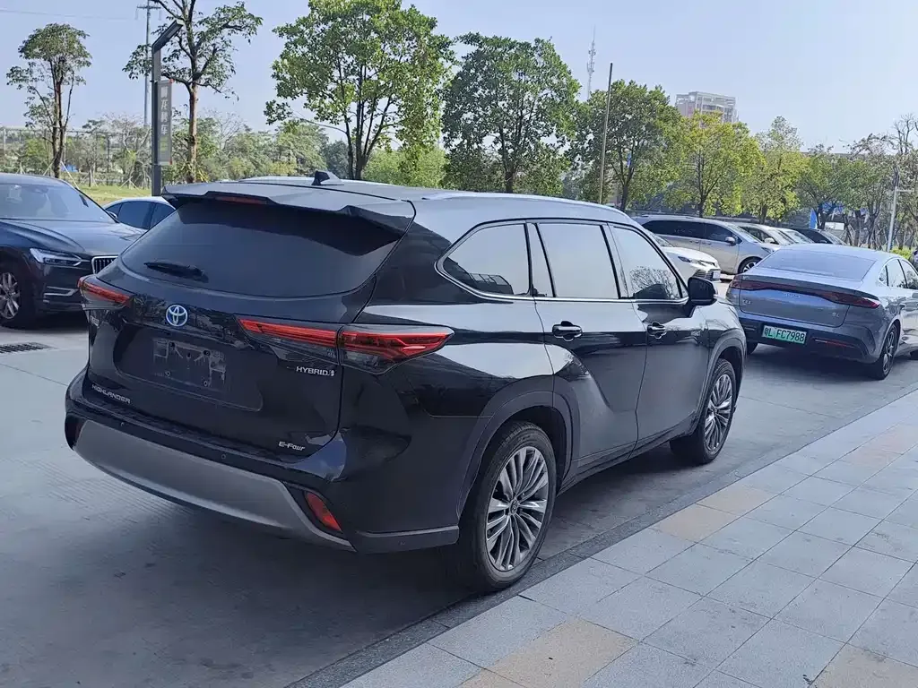 Toyota Highlander 2022 из CN, фото 10