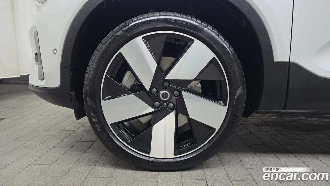 Volvo C40 2023 из KR, фото 6
