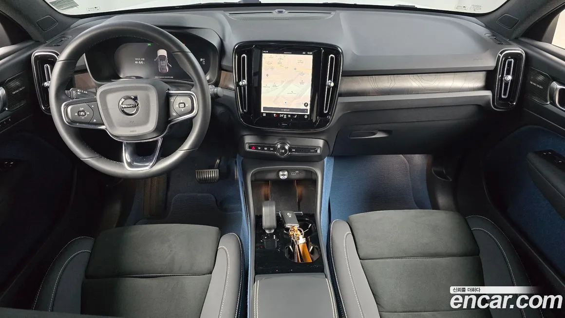 Volvo C40 2023 из KR, фото 9