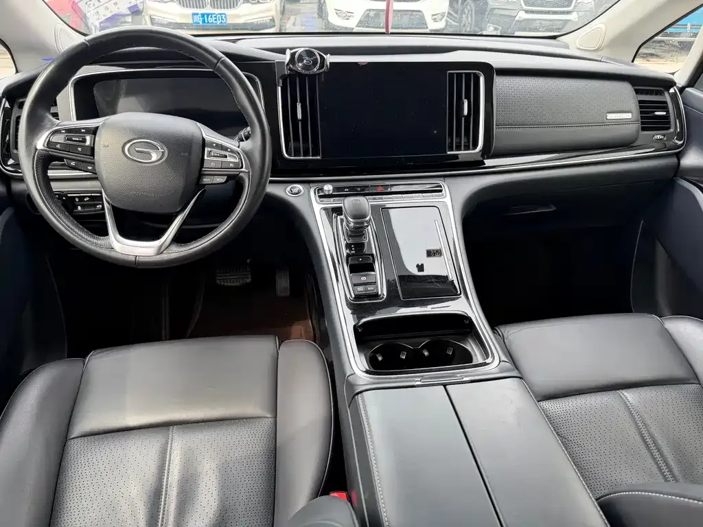 GAC Motor Trumpchi M8 — фото 2