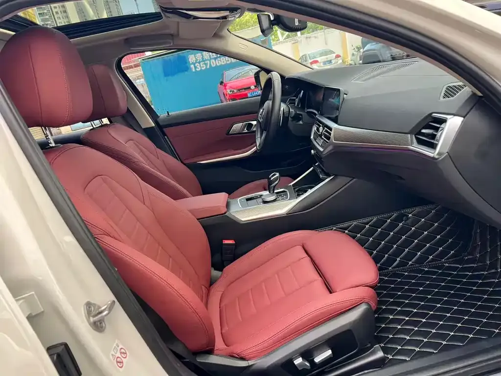 BMW 3 Series 2021 из CN, фото 6