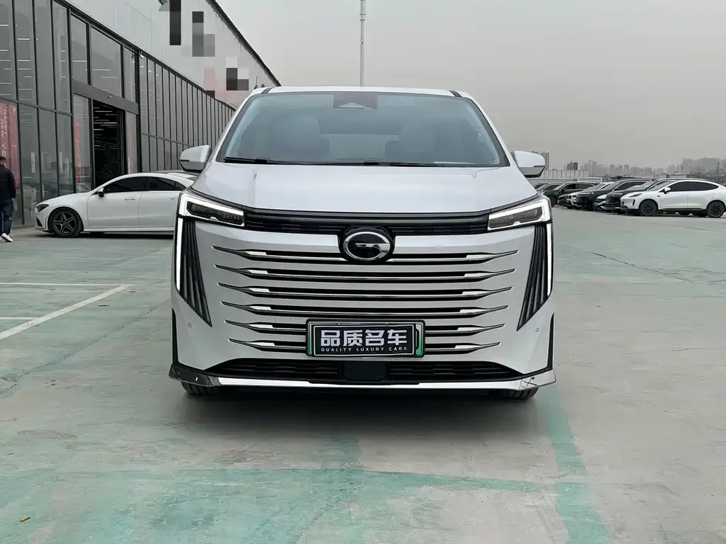 GAC Motor Trumpchi E9 — фото 9