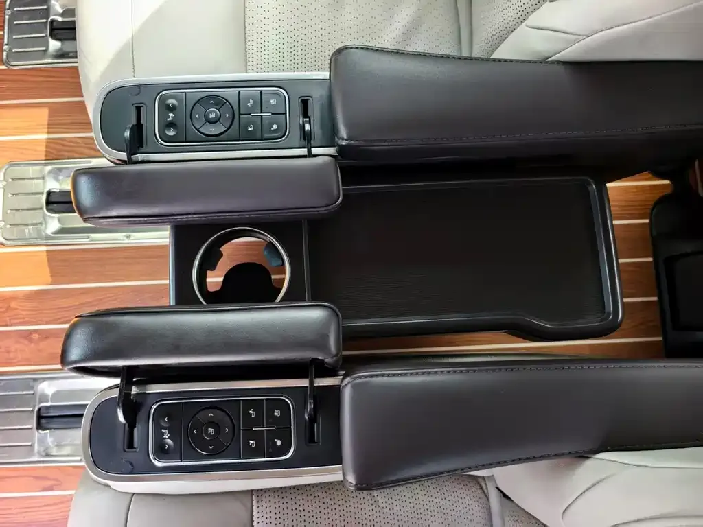 GAC Motor Trumpchi M8 — фото 4