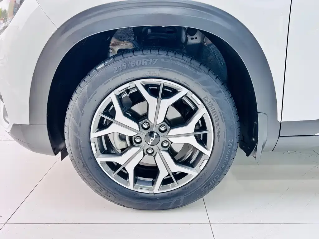 Kia KX3 2022 из CN, фото 9