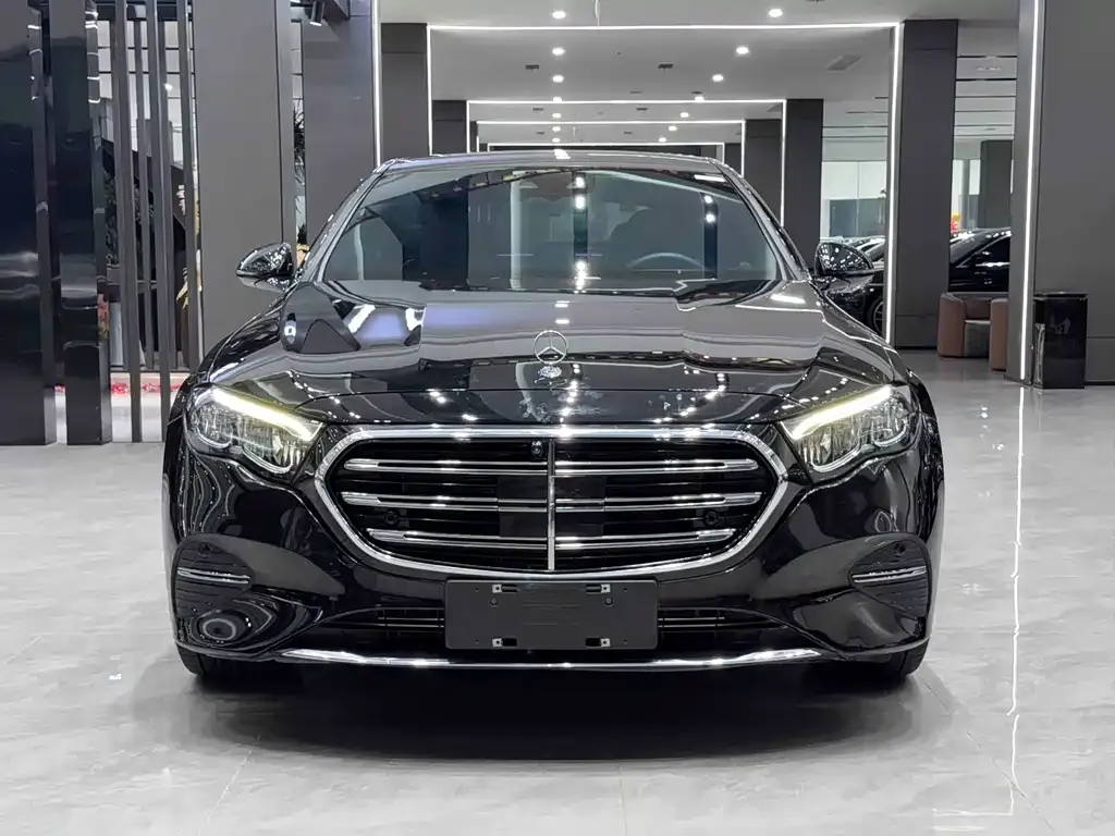 Mercedes-Benz E-Class 2025 из CN, фото 2