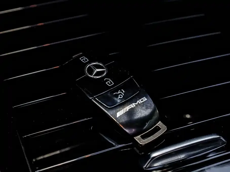 Mercedes-Benz GLA AMG — фото 8
