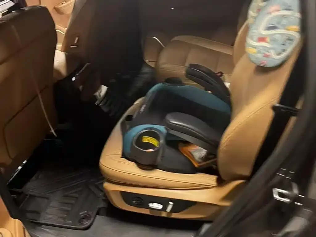 Li Auto ONE 2021 из CN, фото 2