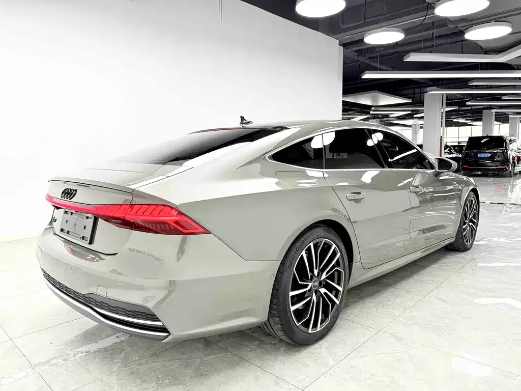Audi A7 — фото 5