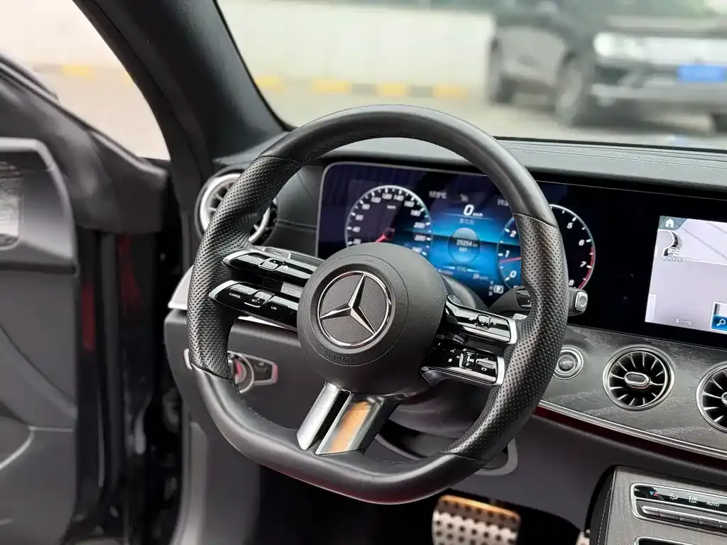 Mercedes-Benz E-Class (Import) — фото 8