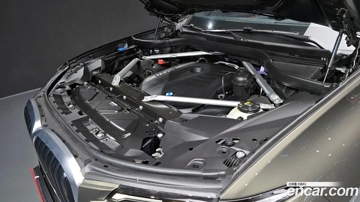 BMW X7 2025 из KR, фото 3