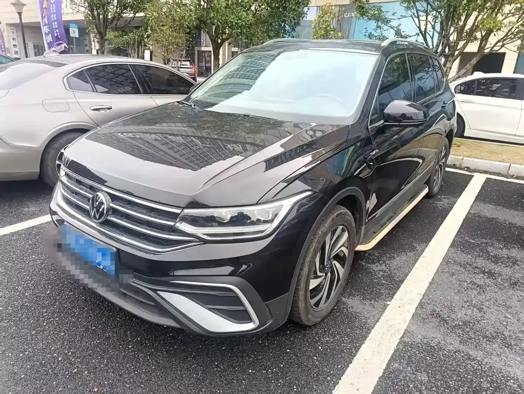 Volkswagen Tiguan L 2023 из CN, фото 7