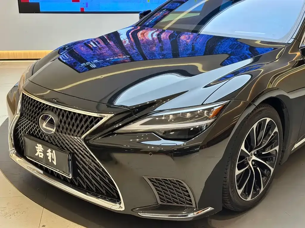 Lexus LS 2023 из CN, фото 5