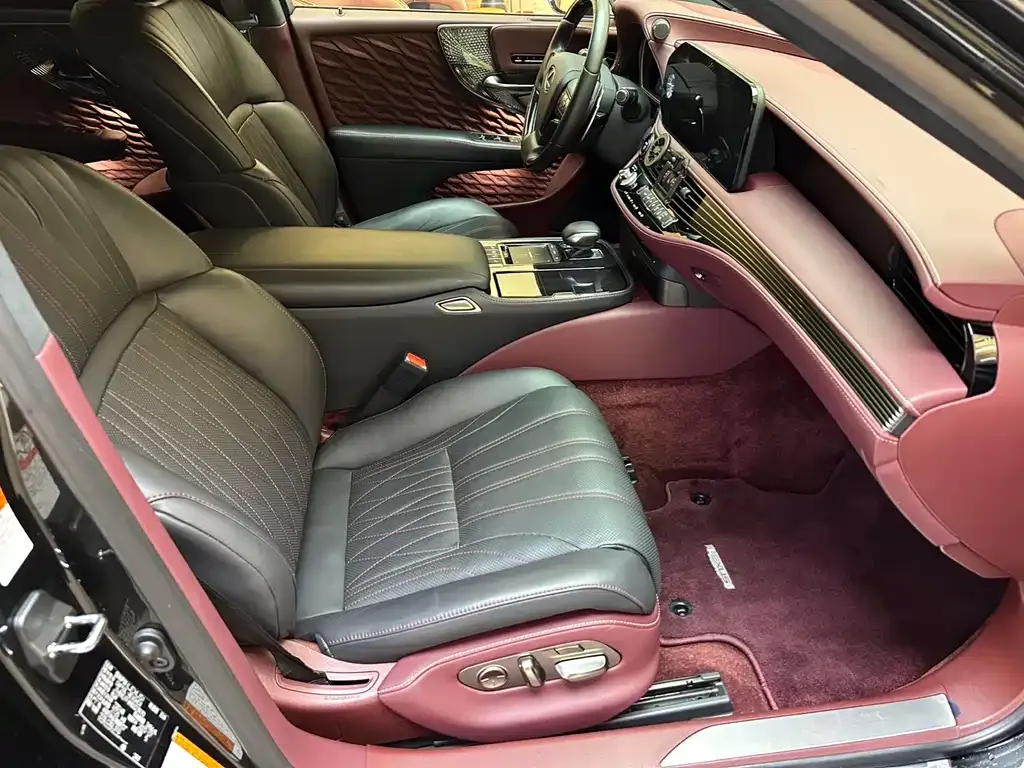 Lexus LS 2023 из CN, фото 10