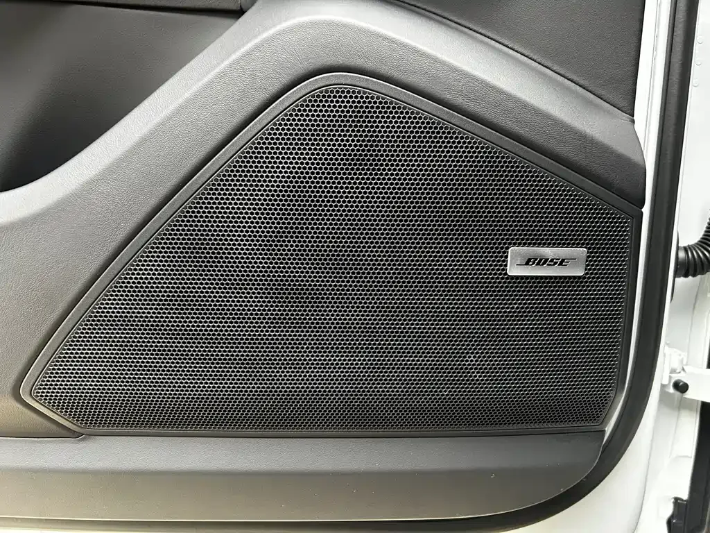 Porsche Cayenne — фото 10