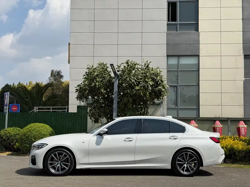 BMW 3 Series — фото 10