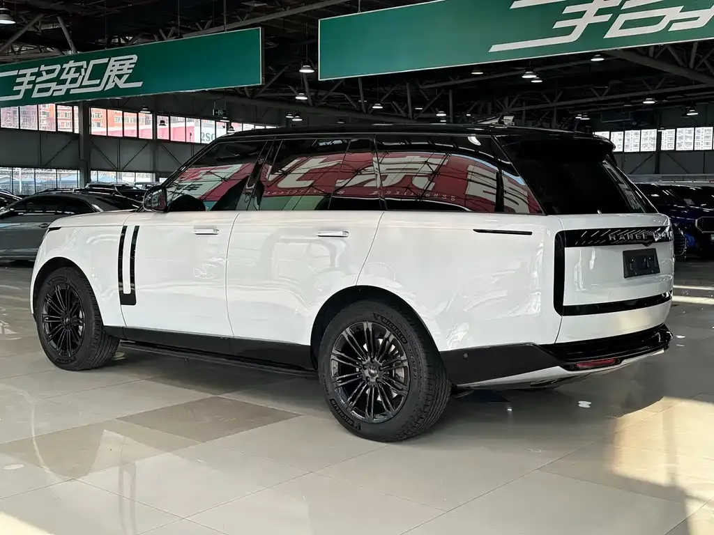 Land Rover Range Rover 2023 из CN, фото 2