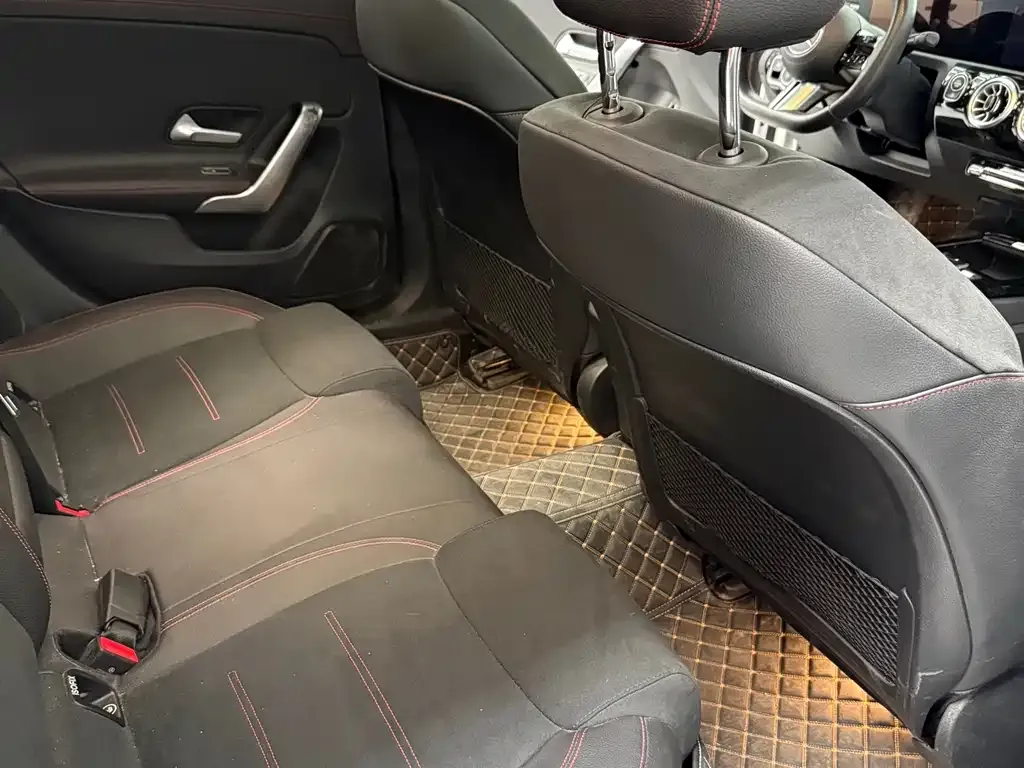 Mercedes-Benz A-Class 2023 из CN, фото 6