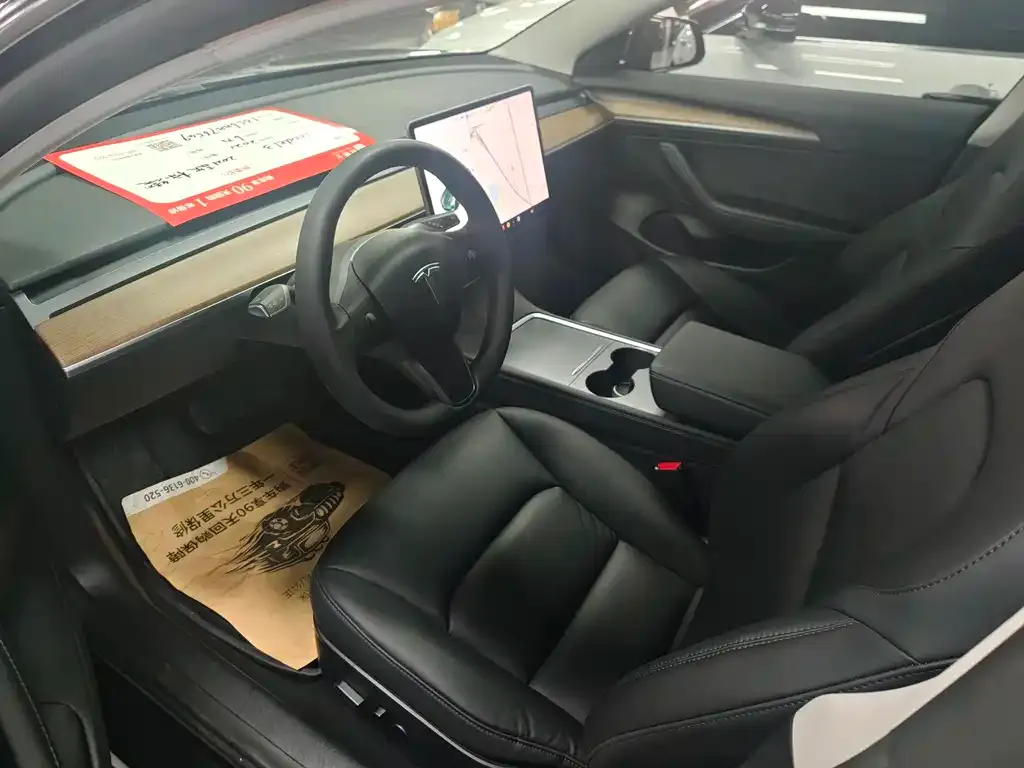 Tesla Model 3 — фото 6