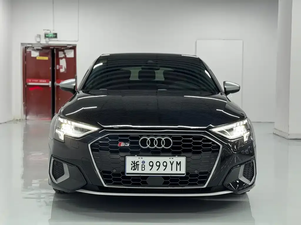 Audi A3 — фото 2