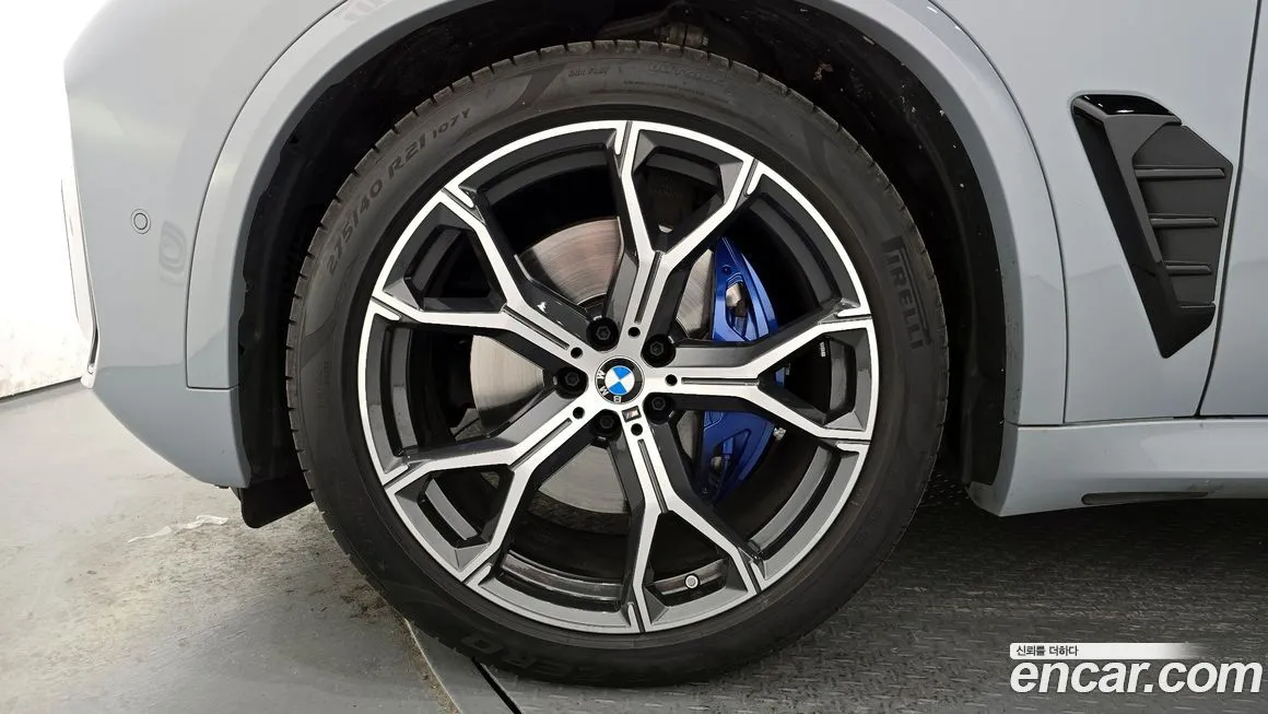BMW X5 — фото 10